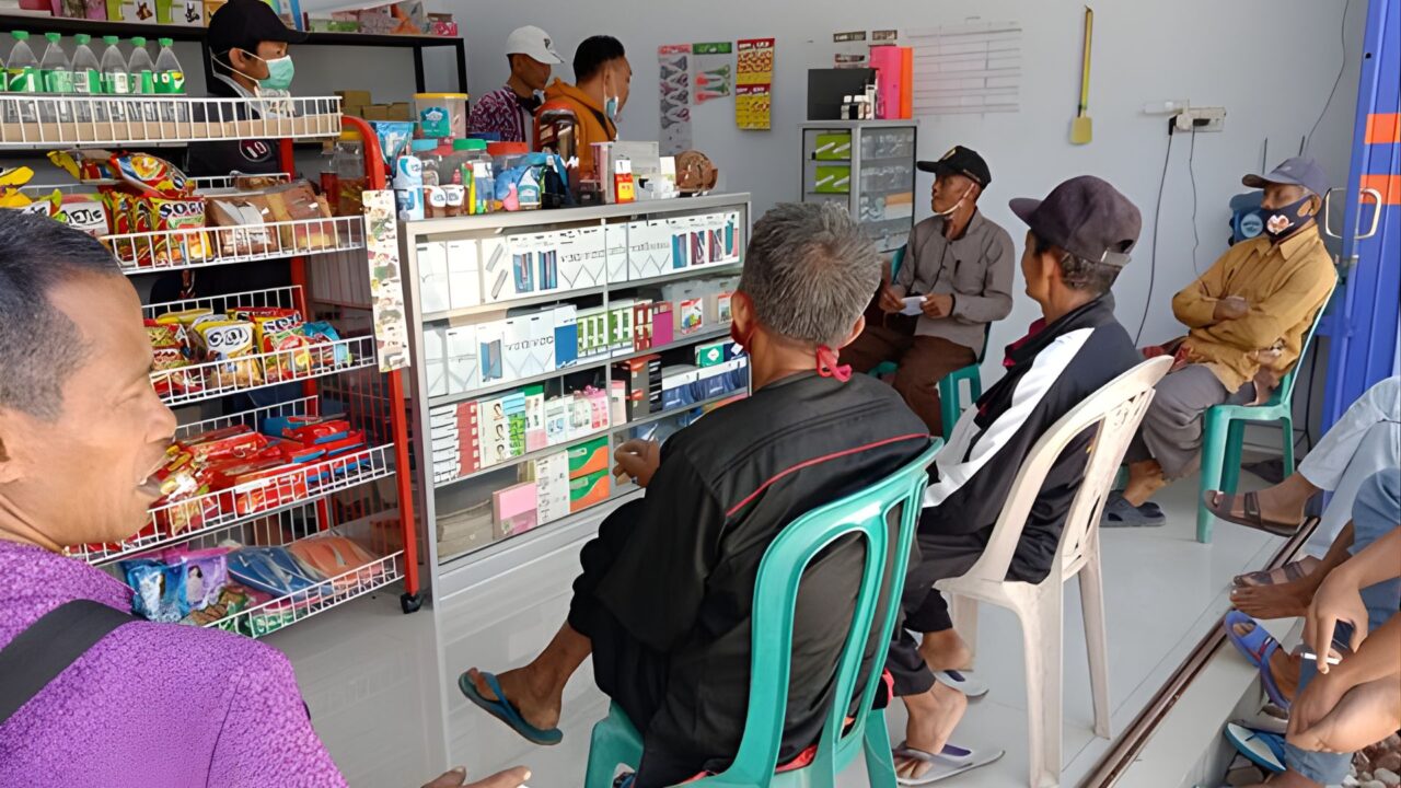 Cover-Proyek-Website-3-1280x720 Model Pengolahan Sampah Rumah Tangga Terintegrasi Berbasis Collaborative Governance Pada Badan Usaha Milik Desa (Bumdes) di Desa Mrayan dan Baonsanlor, Ngrayun, Ponorogo